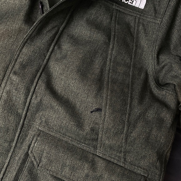 New North Face Green Down Parka - Picture 4 of 4